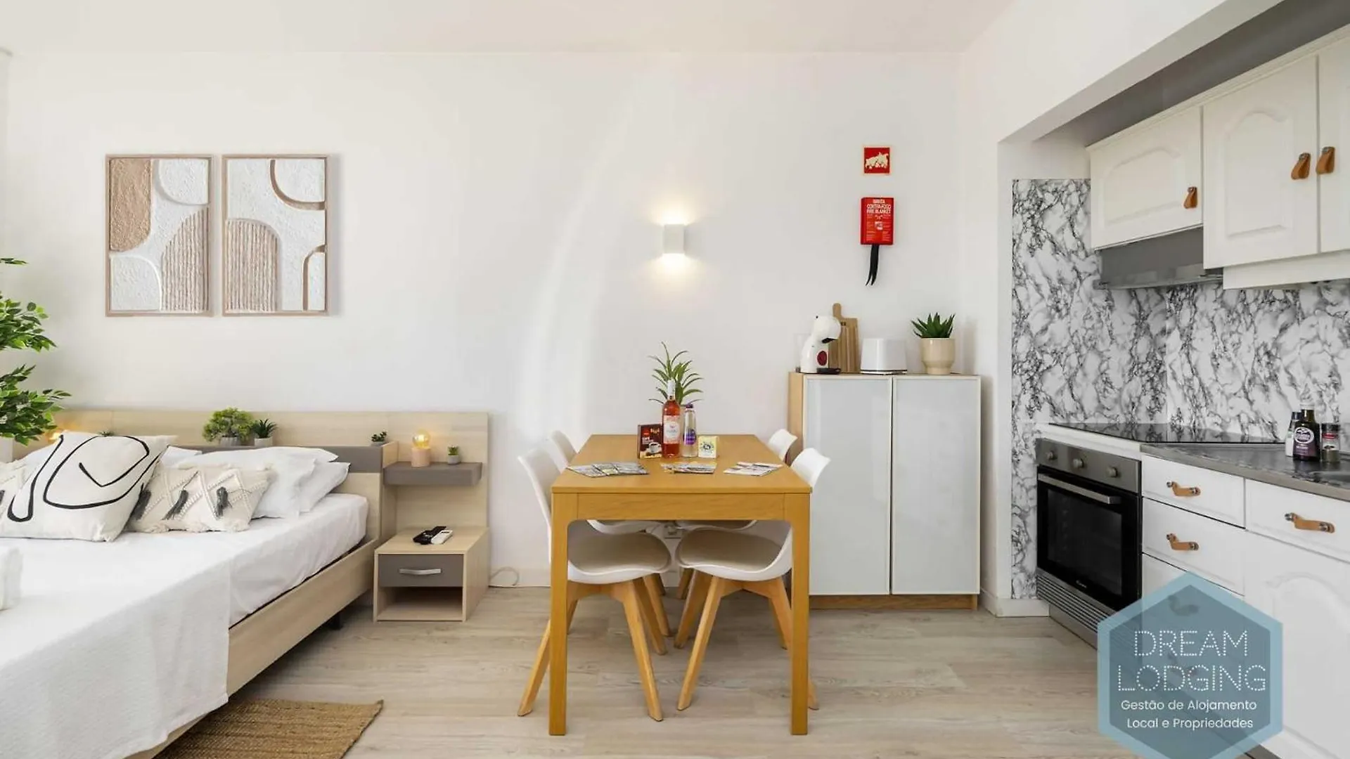 Moai Dream Lodging Albufeira Apartment