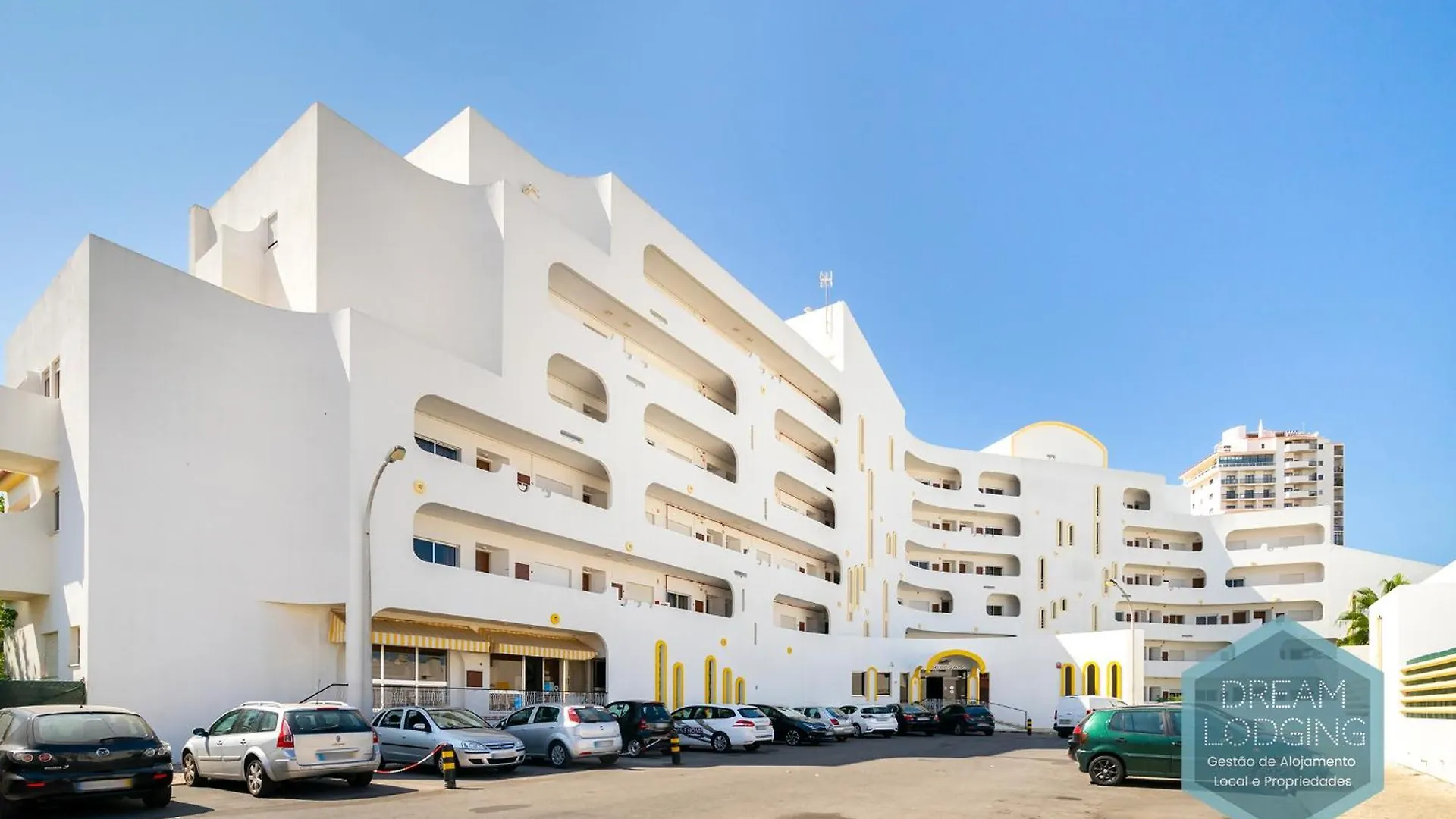 Apartment Moai Dream Lodging Albufeira Portugal